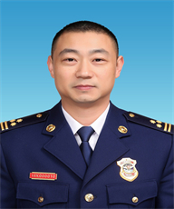 楊立